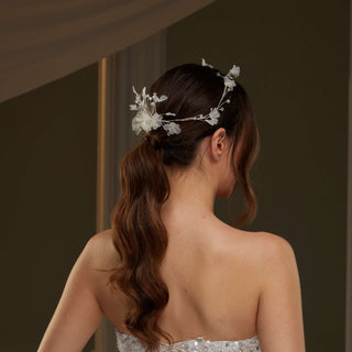 Elegant Crystal Beaded Floral  Hair Comb - Glamourous Grace