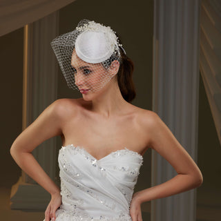 Elegant  Bridal Fascinator with Birdcage Veil, Pearls & Feathers - Glamourous Grace