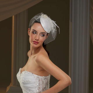 Elegant  Bridal Fascinator with Birdcage Veil, Pearls & Feathers - Glamourous Grace