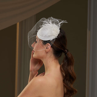 Bridal Fascinator with Blusher Veil and Feathers - Glamourous Grace