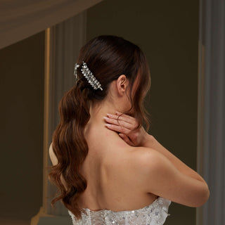 Elegant Rhinestone Hair Comb - Glamourous Grace