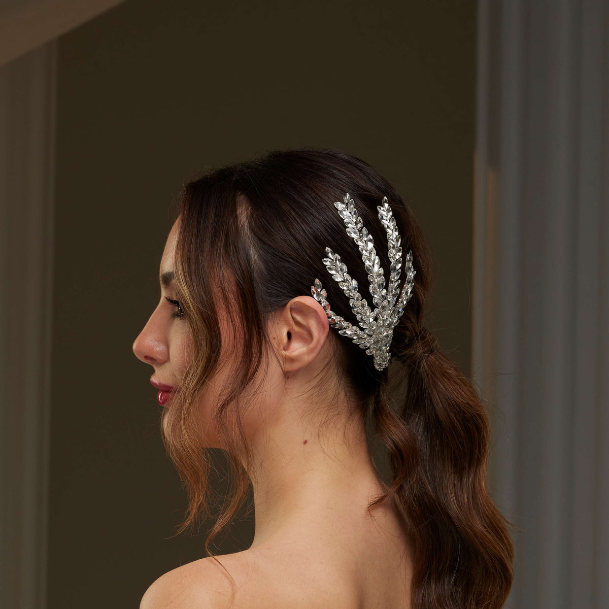 Rhinestone Hair Comb - Glamourous Grace
