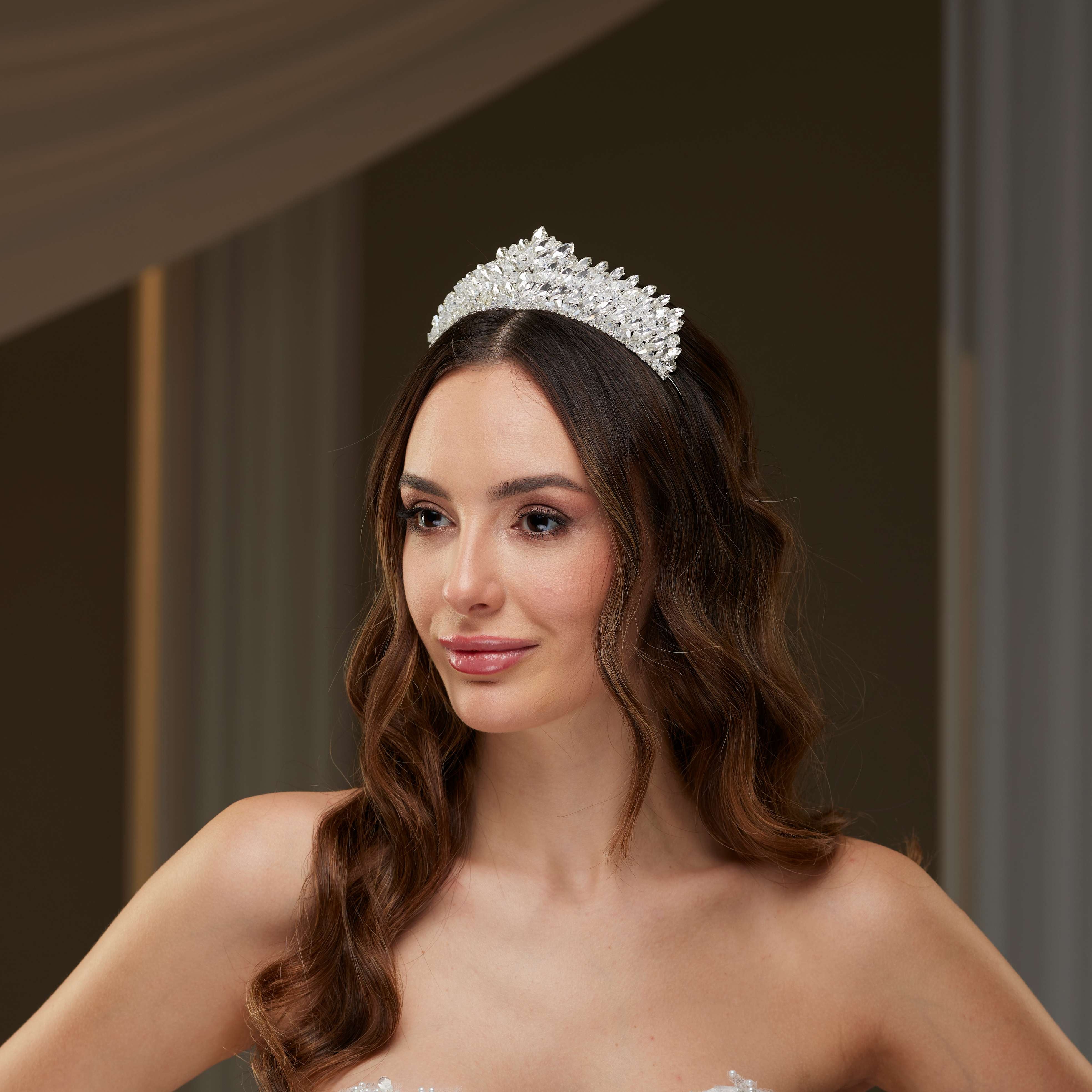 Crystal & Rhinestone Shiny Tiara - Glamourous Grace