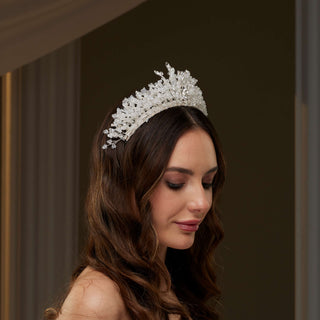 Elegant Crystal Bridal Tiara - Glamourous Grace