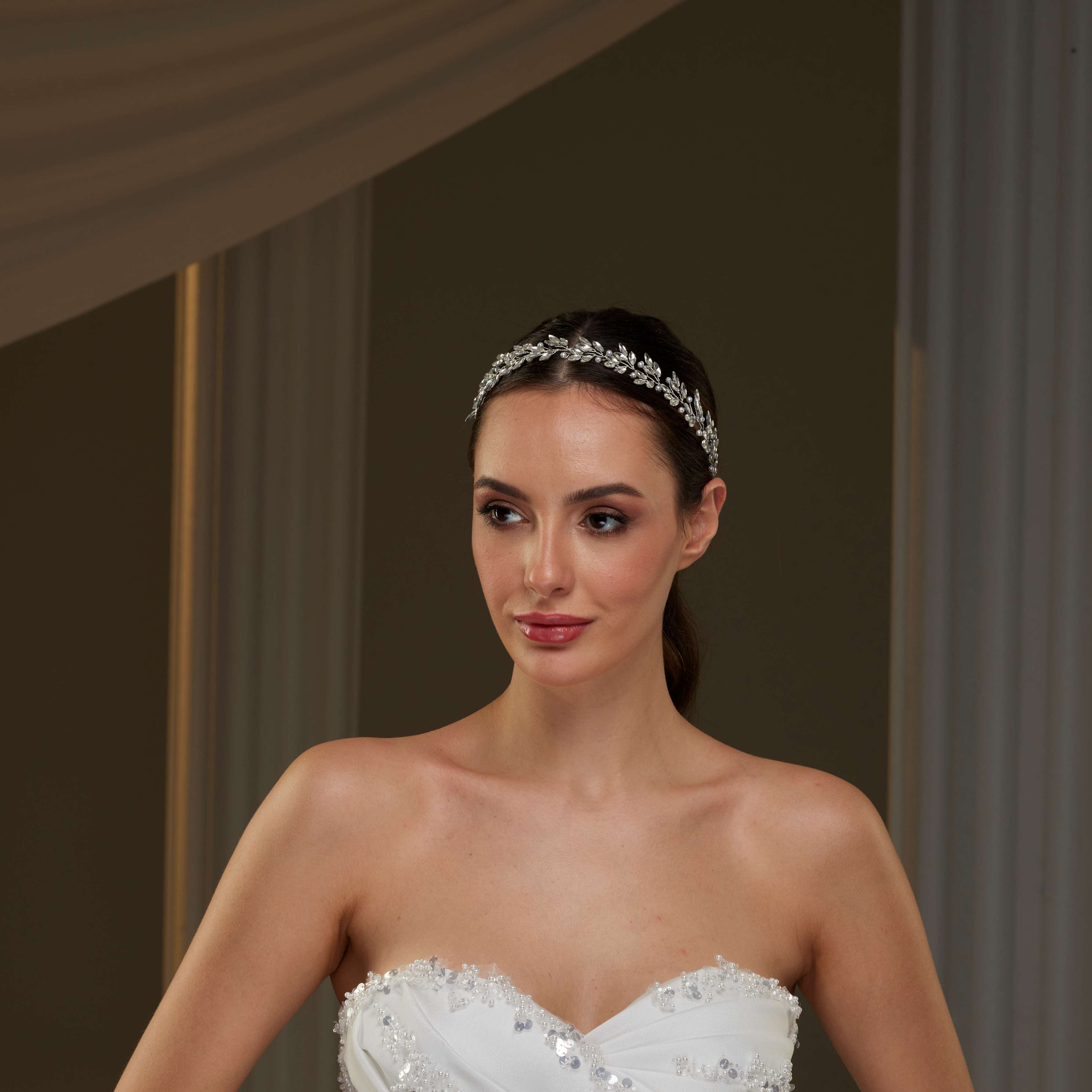 Crystal and Pearl  Hair Vine - Glamourous Grace