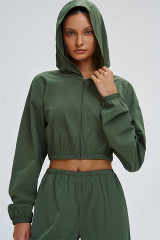 The Svelte UV protection Crop Hoodie Sweatpants 2-Piece Set
