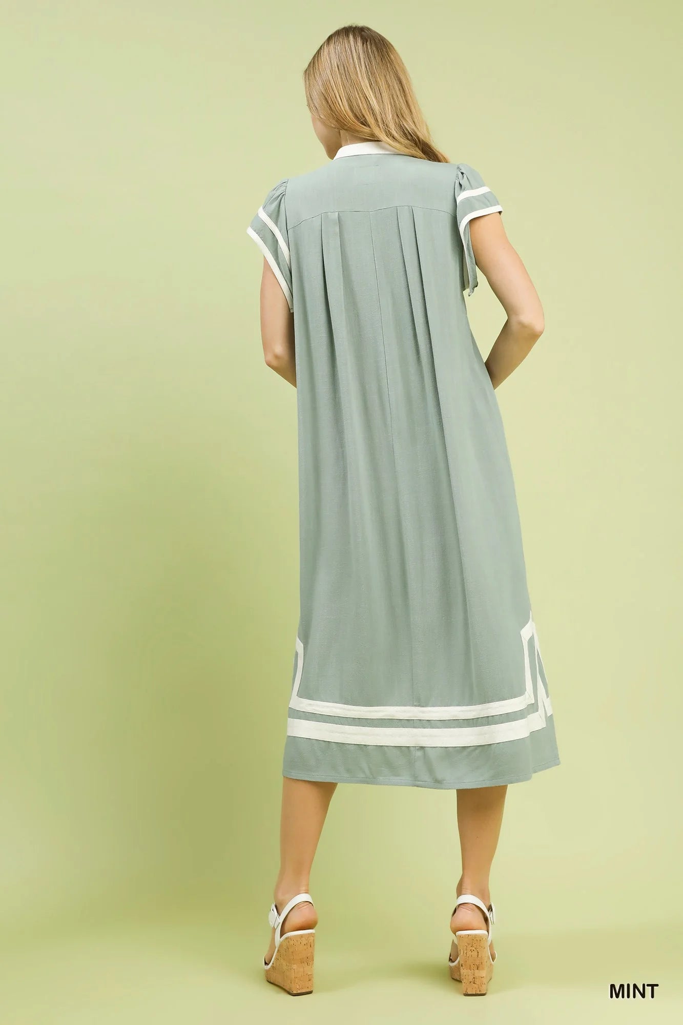 Umgee Linen Cotton Contrast Neckline Midi Dress in Mint - Glamourous Grace