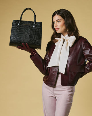 Patrizia (black) - Italian calf leather women's handbag (with shoulder strap) - Glamourous Grace