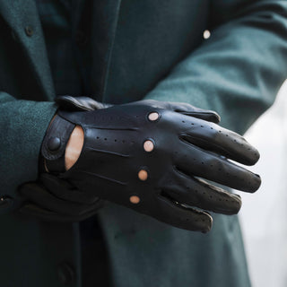 Enzo (black) - Italian lambskin leather driving gloves - Glamourous Grace