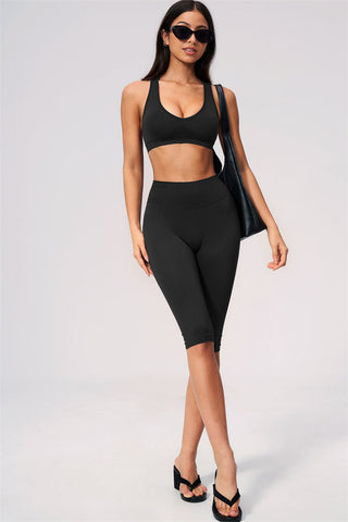 The Allure Sports Bra Capri Leggings 2-Piece Set