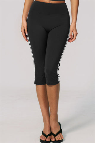 The Onyx Tank Top Capri Leggings 2-Piece Set