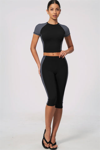 The Sandstone T-shirt Capri Leggings 2-Piece Set