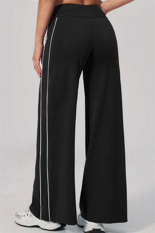 The Breathe T-shirt Straight Leg Pants 2-Piece Set
