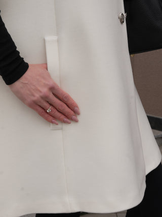 Paris Cashmere Bland Cape in Ivory
