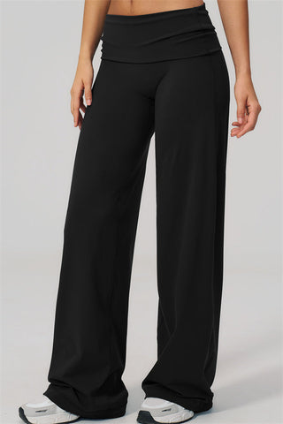 The Daring Sports Bra Straight Leg Pants 2-Piece Set