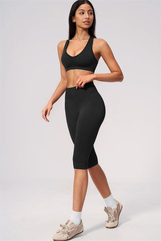The Allure Sports Bra Capri Leggings 2-Piece Set