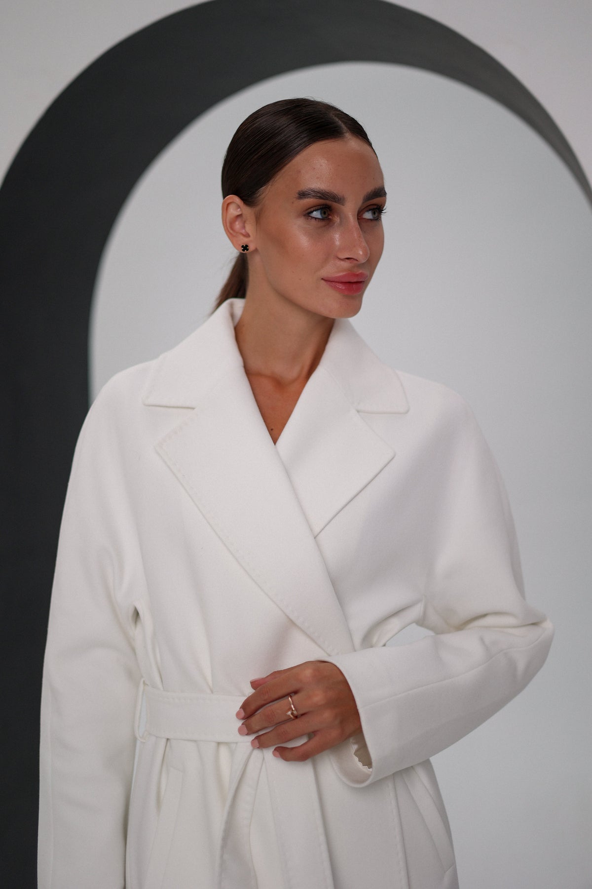 Cambridge Comfort Wraparound Wool Cashmere Coat in White