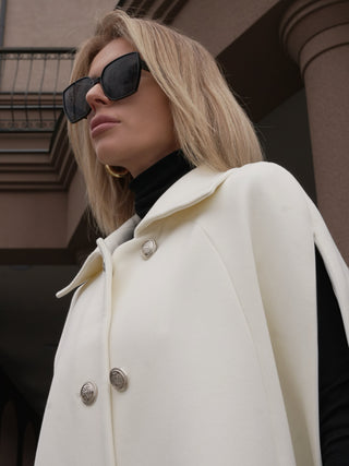 Paris Cashmere Bland Cape in Ivory