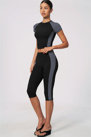 The Sandstone T-shirt Capri Leggings 2-Piece Set