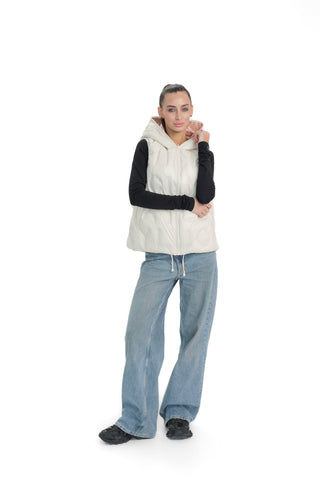 Reversible Light Insulated Vest Powder | Ivory
