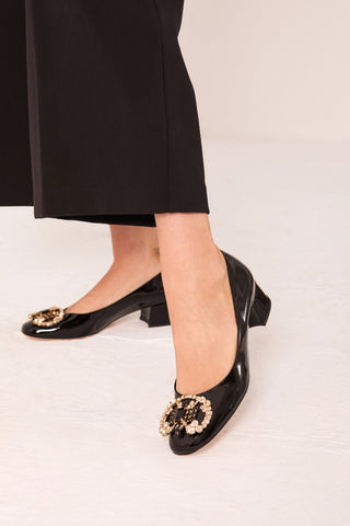 The Foggia Black Leather Block Heel Pump Women Shoe - Glamourous Grace
