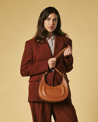 Ornella (cognac) - Italian calf leather women's crossbody bag (with shoulder strap) - Glamourous Grace