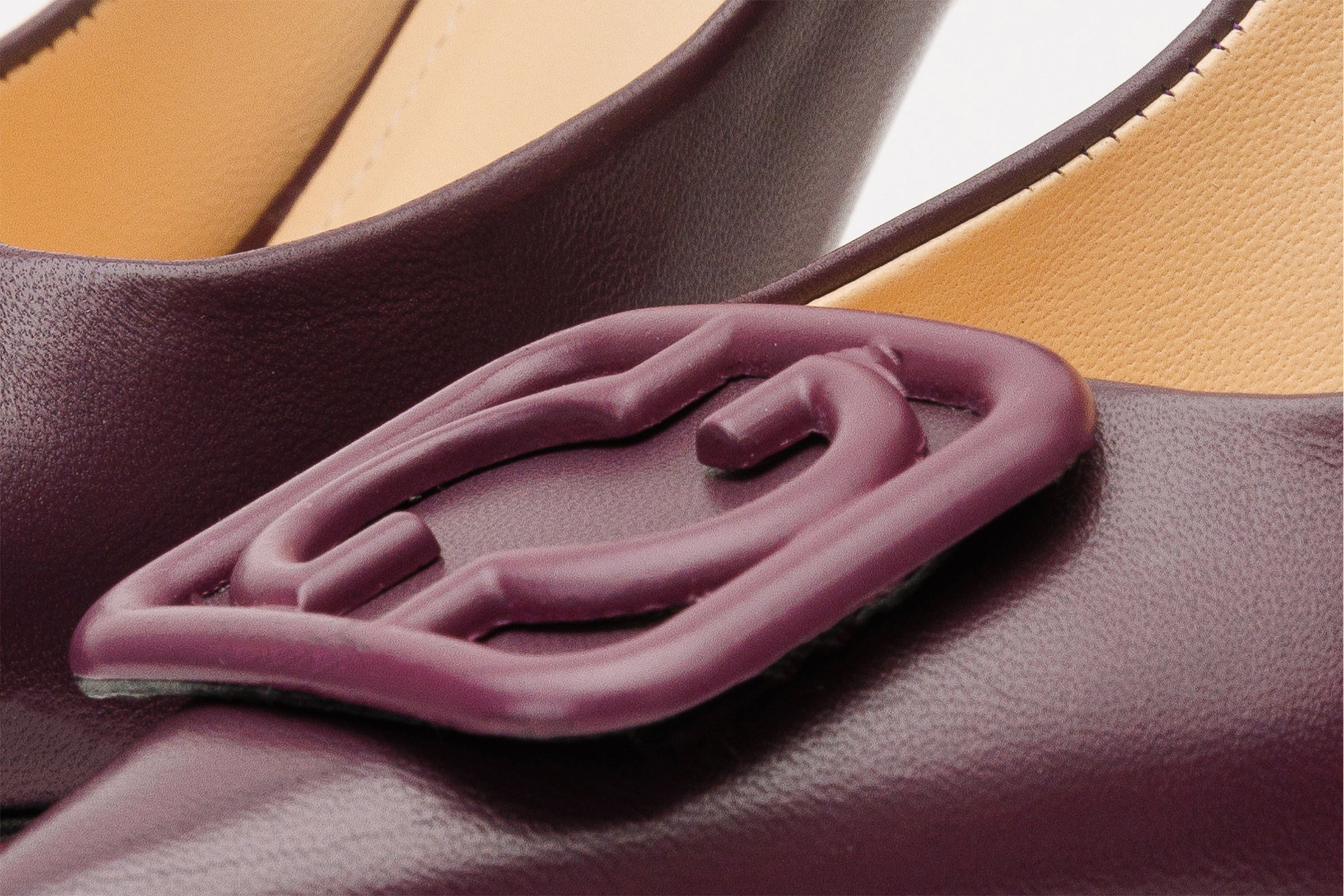 The Maneadero Dark Purple Leather Pump Fuchsia Sole Women Shoe - Glamourous Grace