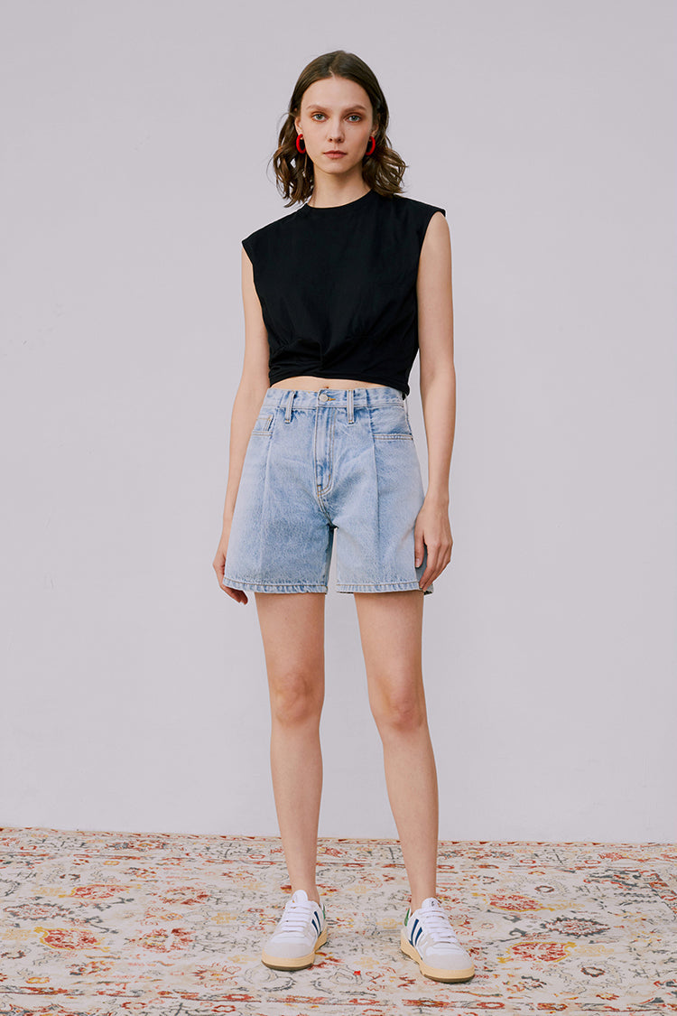 The Pleated Fun Short HJ117 - Glamourous Grace