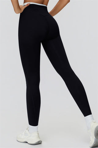 The Canyon Sports Bra Leggings 2-Piece Set
