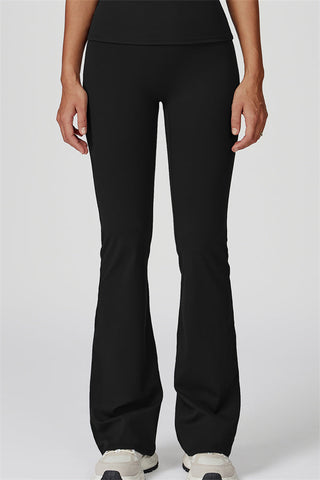 The Oasis T-shirt Flared Leggings 2-Piece Set