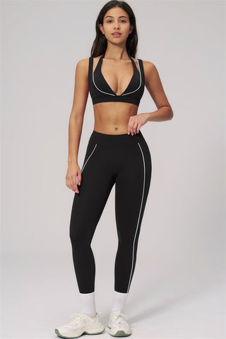 The Clarity Contour Line Sports Bra Leggings 2-Piece Set