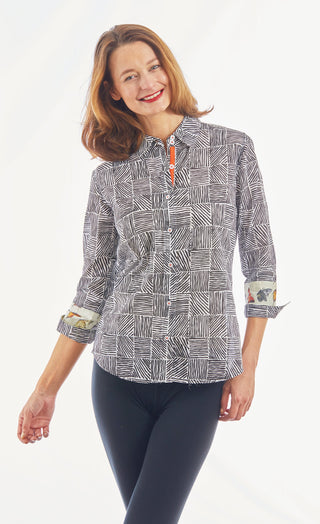 3/4 Sleeve Rome Black White Criss Cross Boxes - Glamourous Grace