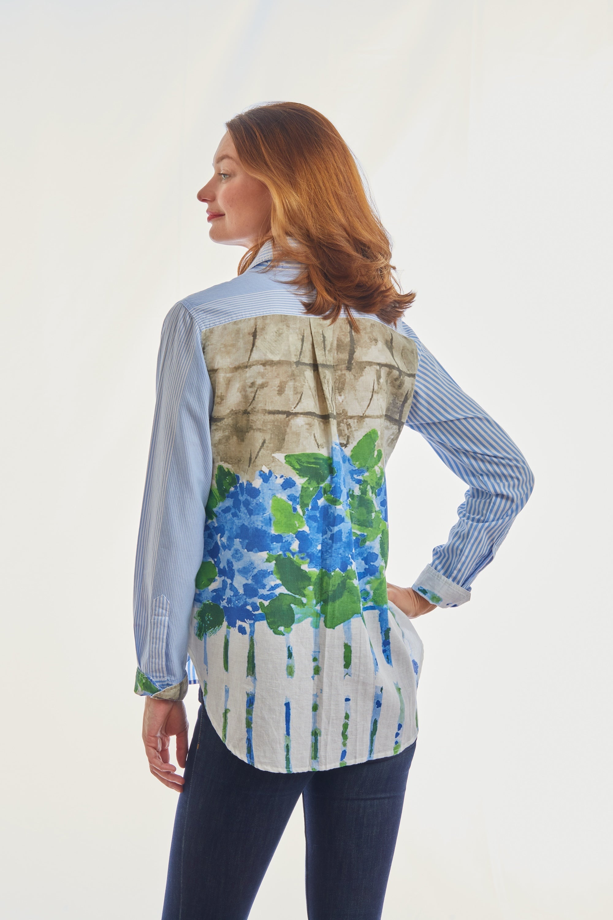 Chesapeake Top, Blue White Stripe With Motif On Back Of Picket Fence And Hydrangeas - Glamourous Grace