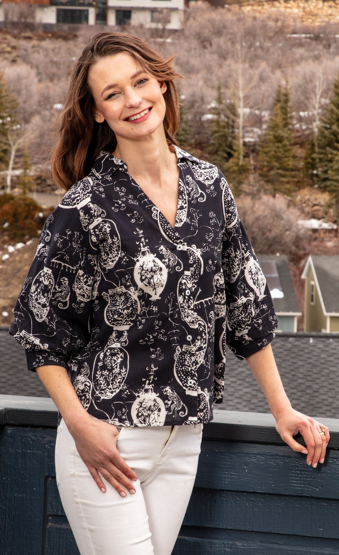 Oversized Puff Sleeve Black White - Glamourous Grace