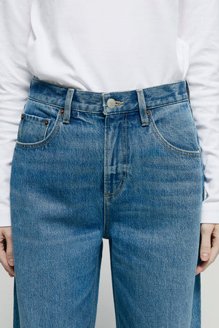 Arc Jean HJ055 - Glamourous Grace