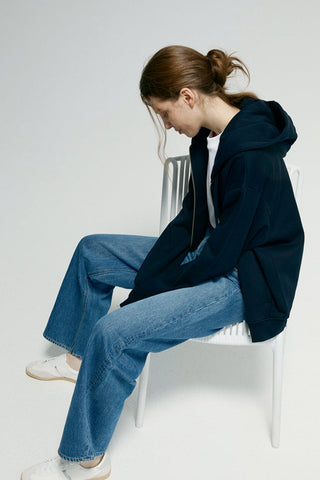 Arc Jean HJ055 - Glamourous Grace