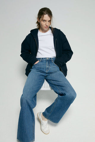 Arc Jean HJ055 - Glamourous Grace