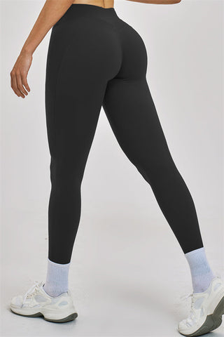 The Zenith Sports Bra Leggings 2-Piece Set