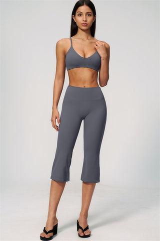 The Zura Capri Leggings