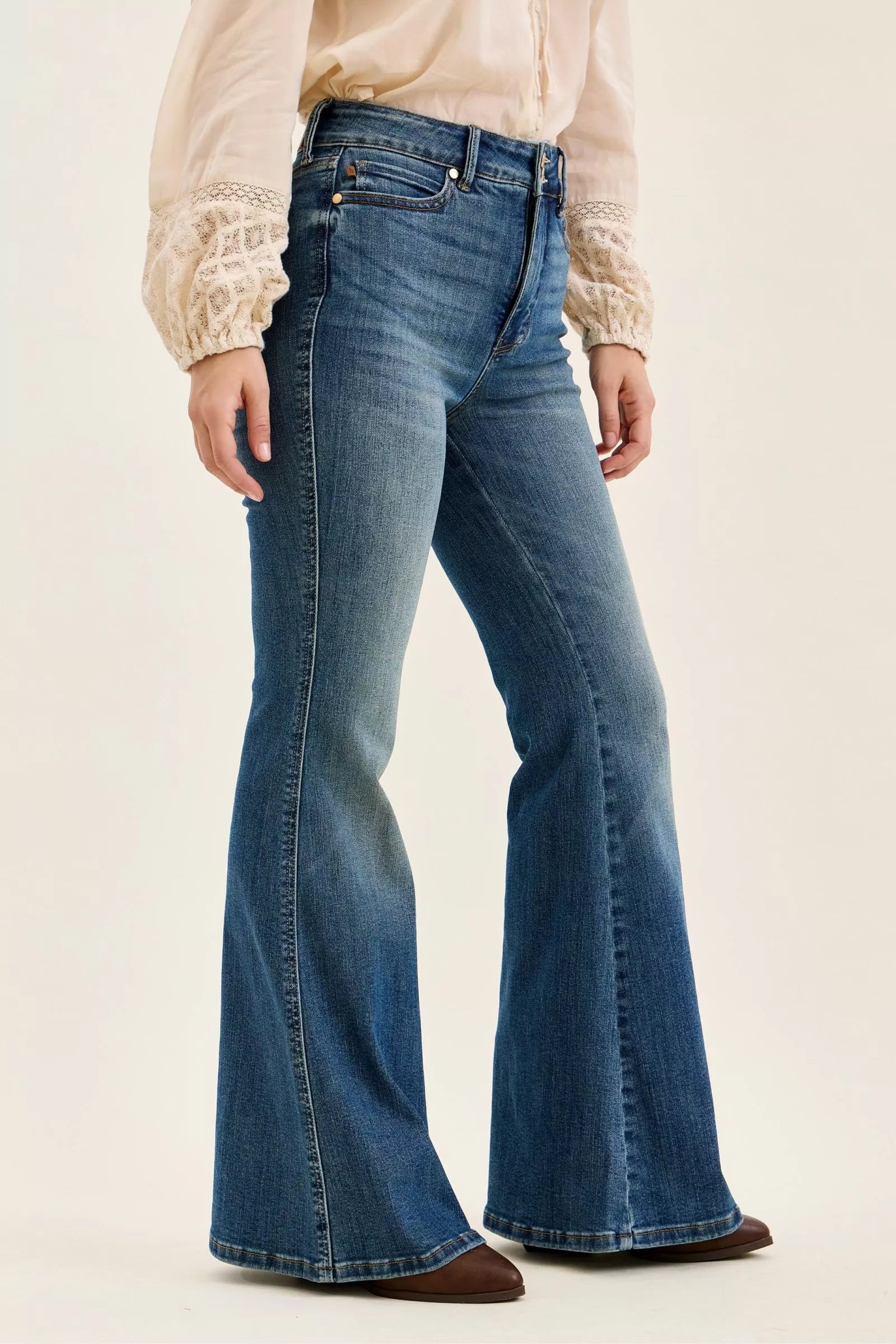 Judy Blue Double Button Tummy Control Flared Leg Jeans