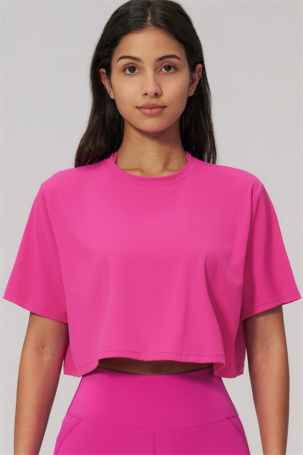 The Bold T-shirt - Glamourous Grace