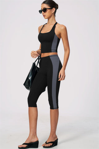 The Sandstone Capri Leggings