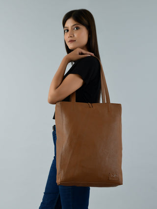 Café Chic Women's Leather Tote Bag - Glamourous Grace