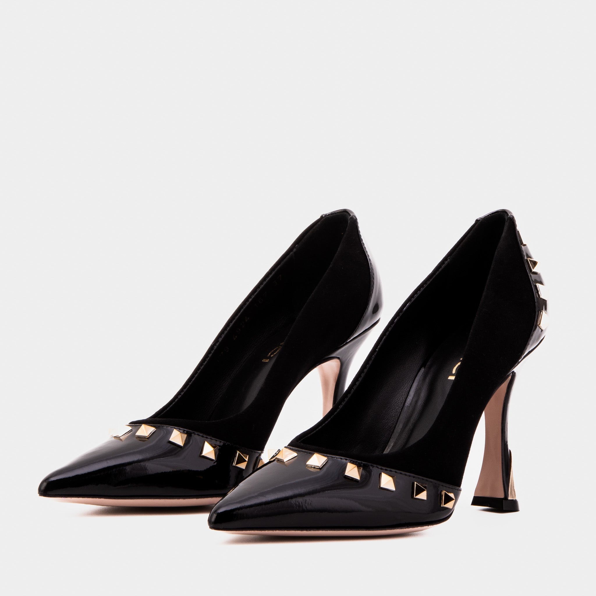 The Bella Vita Studded Black Leather Pump Women Shoe - Glamourous Grace