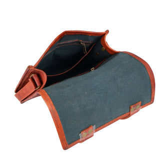 The Shepard Crossbody - Glamourous Grace