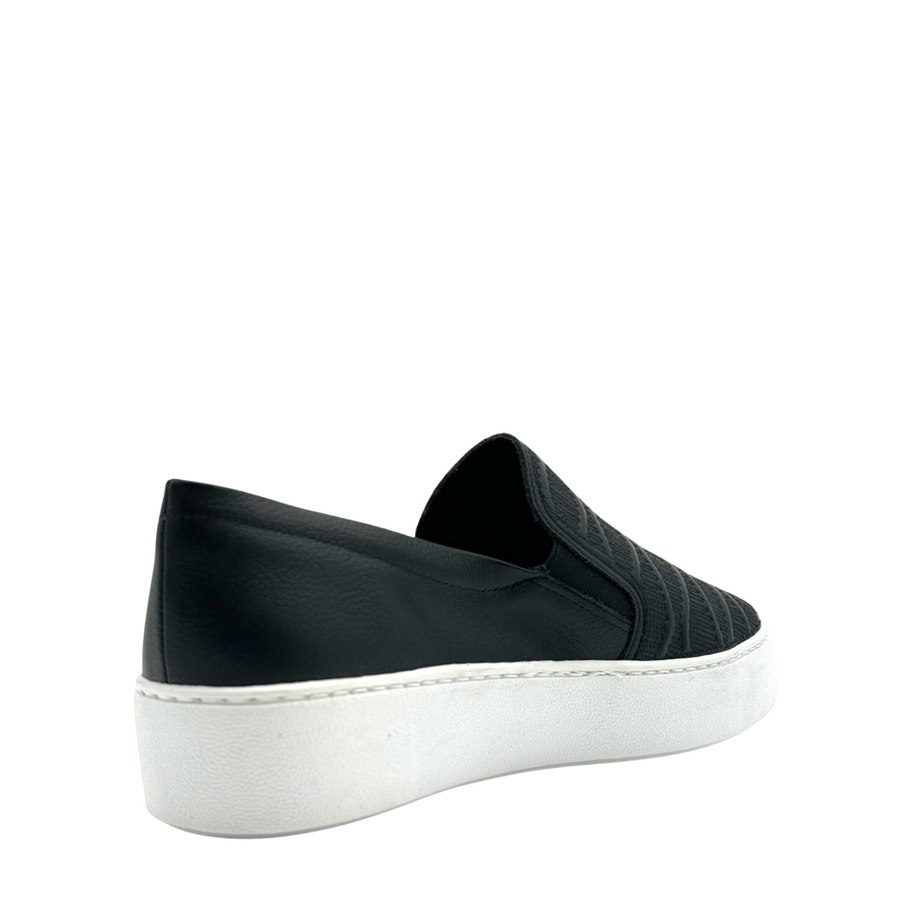Malta Slip On Sneakers - Glamourous Grace