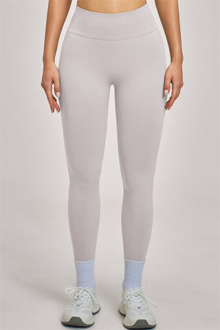 The Vision Sports Bra Leggings 2-Piece Set
