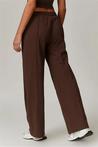 The Motion Crop Top Sweatpants 2-Piece Set