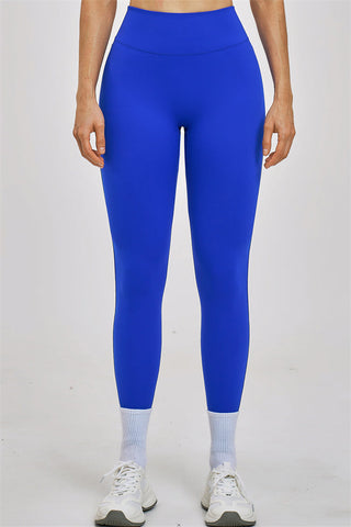 The Zenith Sports Bra Leggings 2-Piece Set