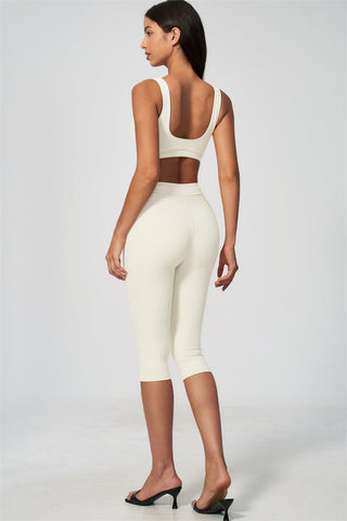 The Amara Capri Leggings